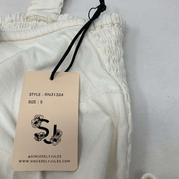 New Sincerely Jules white apron romper dress smocked back pockets size small - Picture 5 of 5